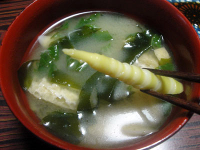 タケノコ（細竹）の味噌汁